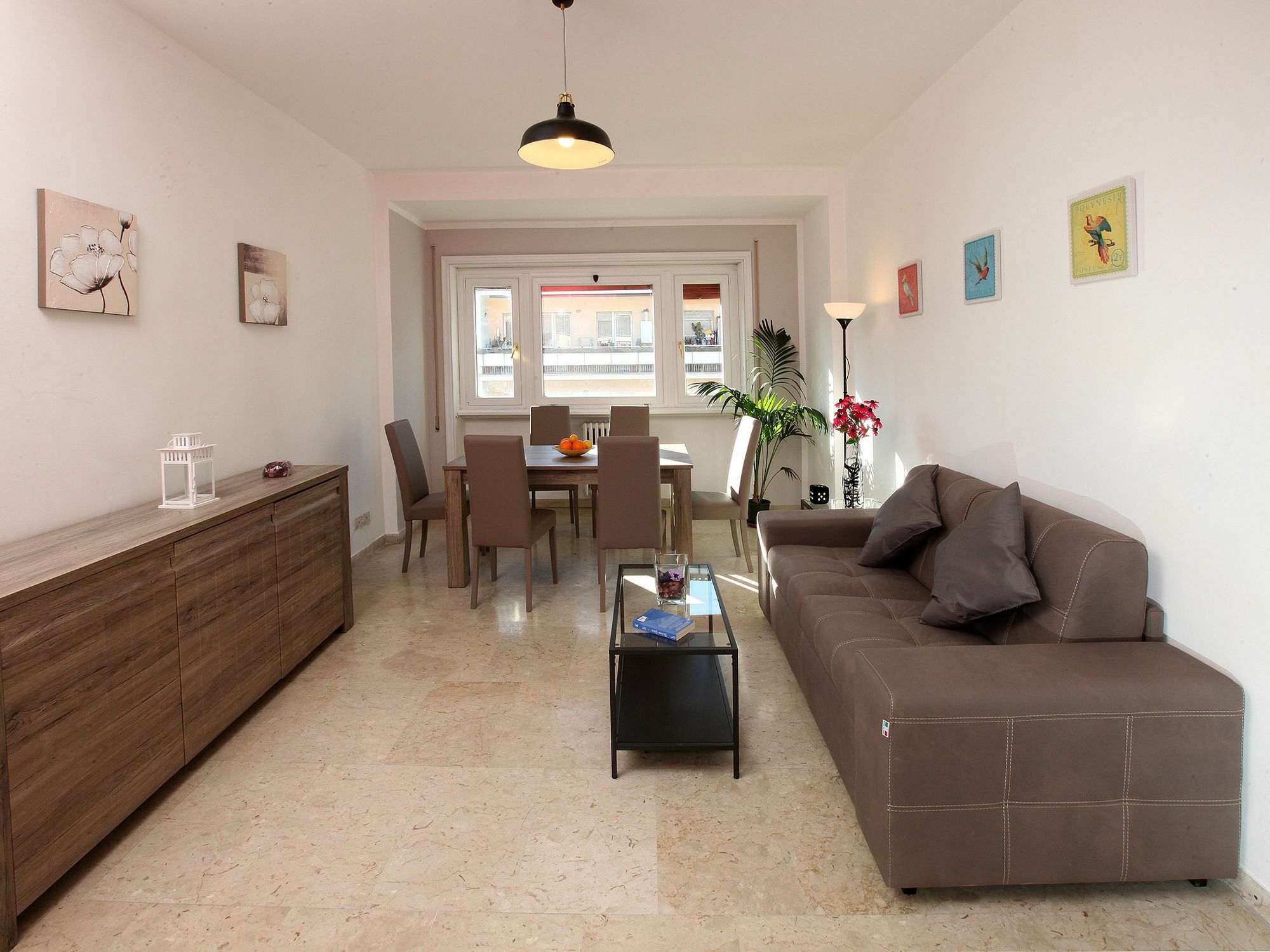 Marina Casa de Férias Roma